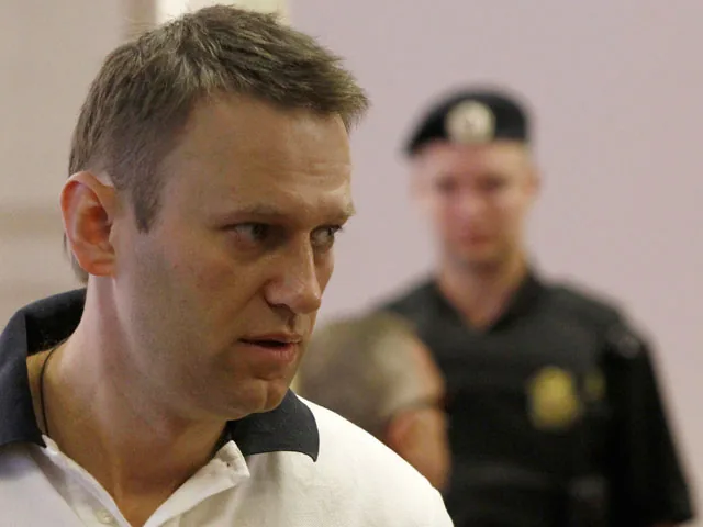 Суд выносит приговор Навальному: признать виновным Суд выносит приговор Навальному: признать виновным