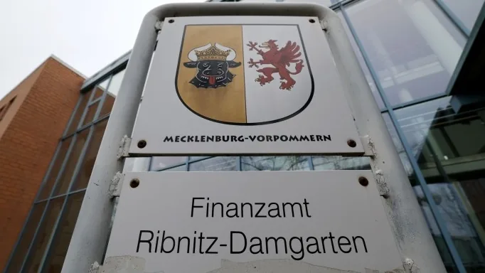 Документи про переказ 20 млн євро від "газпрому" працівниця фінінспекції знищила у Німеччині