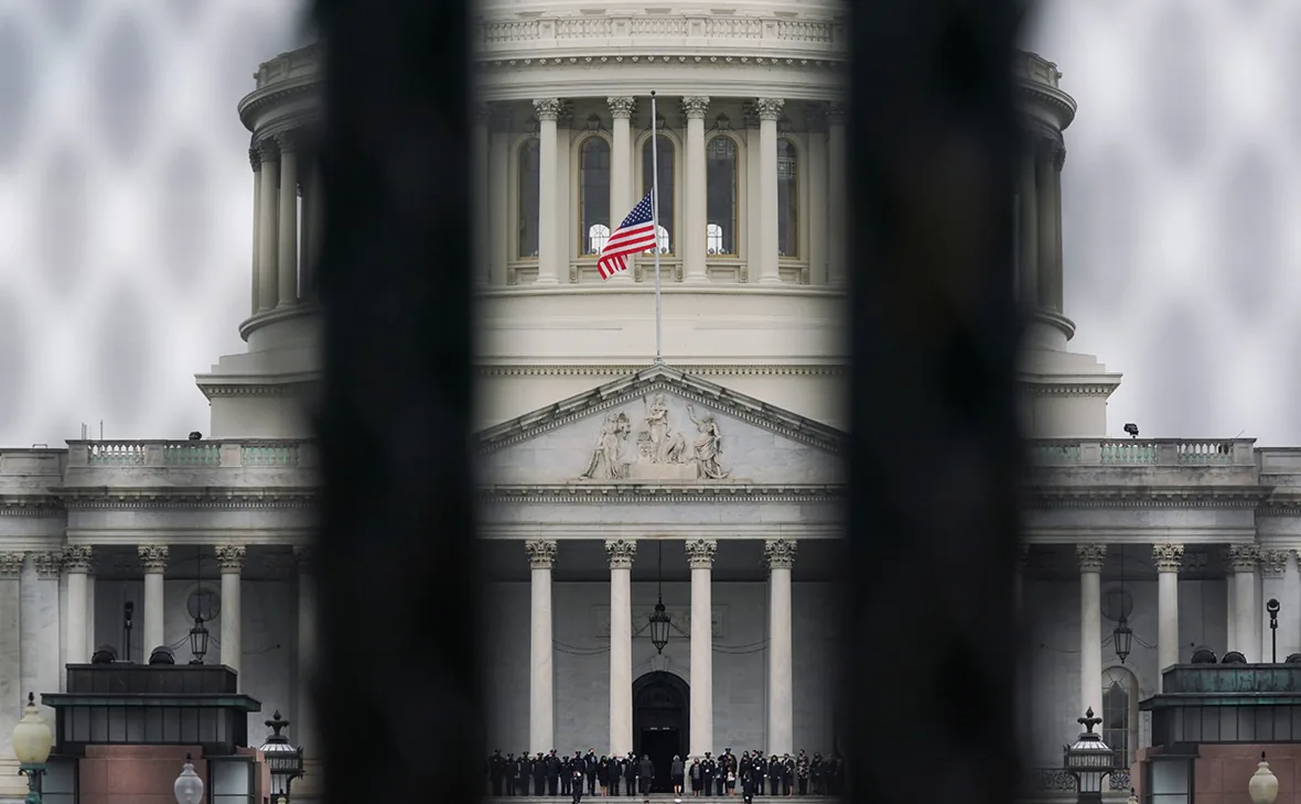 США готовятся ввести новые санкции против суверенного госдолга России США готовятся ввести новые санкции против суверенного госдолга России