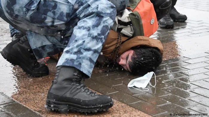 31 января задержано более 5100 человек на акциях протестов - это рекорд за всю новейшую историю протестного движения России