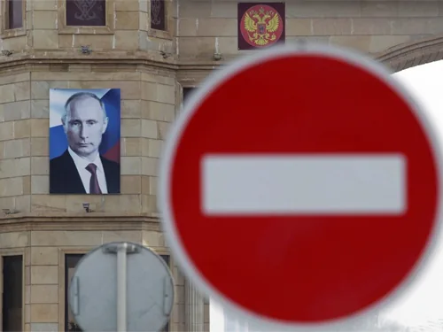 ЕС собирается продлить санкции против РФ ещё на полгода - СМИ