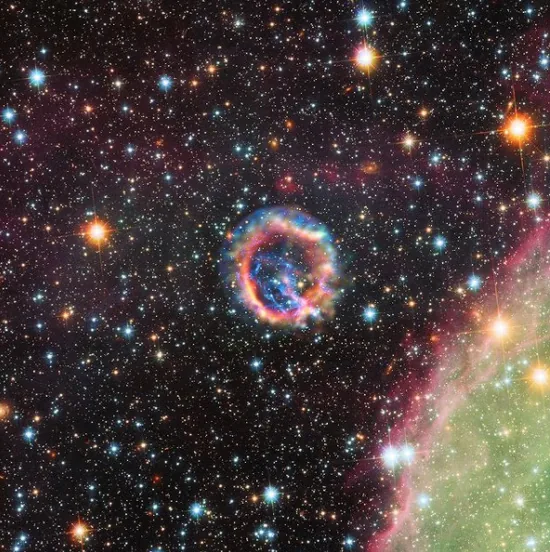Откуда берется кислород во Вселенной показали в NASA