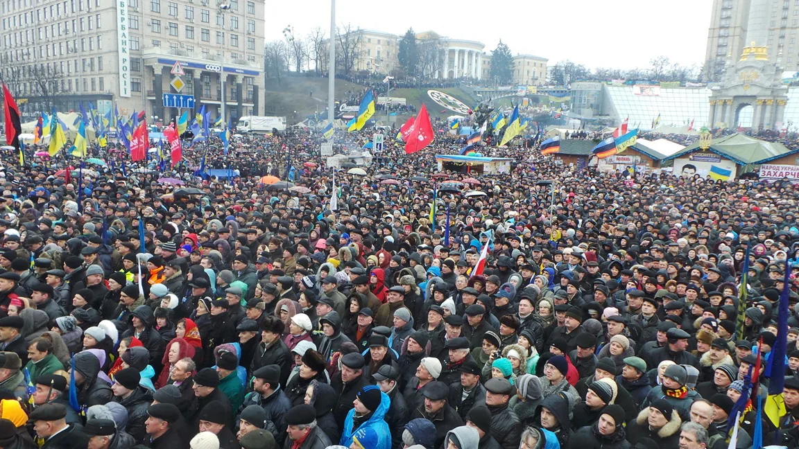 Евромайдан в воскресенье намерен пойти в наступление