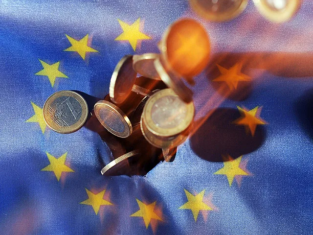За снижение пенсионного возраста 1,1 млрд евро заплатит Франция За снижение пенсионного возраста 1,1 млрд евро заплатит Франция