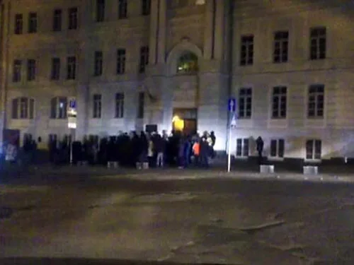 Кличко ловит и допрашивает “титушек”. Автомайдан объявил сафари. ВИДЕО Кличко ловит и допрашивает "титушек". Автомайдан объявил сафари. ВИДЕО