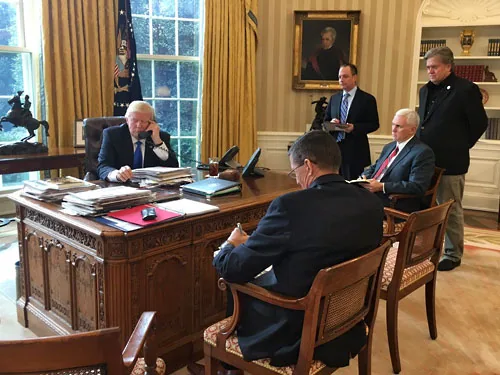 Трамп провёл телефонные переговоры с Меркель и Путиным Трамп провёл телефонные переговоры с Меркель и Путиным