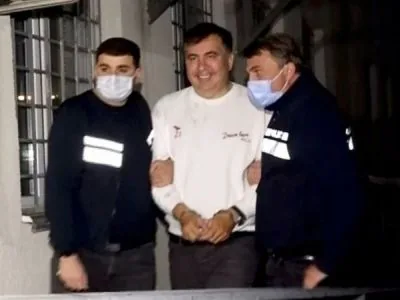 Задержанный в Грузии Саакашвили объявил голодовку