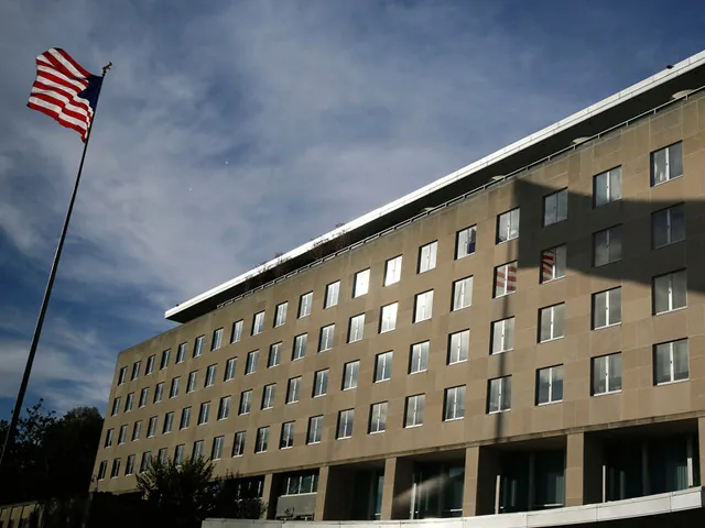 В Госдепе заявили о непричастности США к гибели российского генерала в Сирии В Госдепе заявили о непричастности США к гибели российского генерала в Сирии