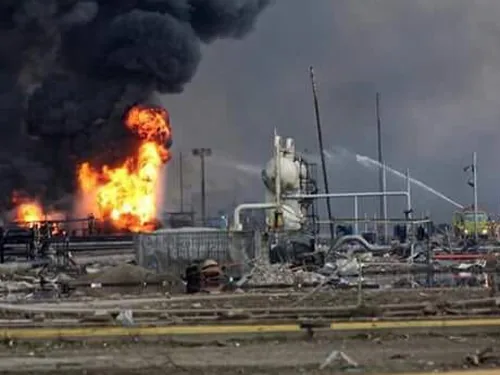 Взрыв на нефтяном заводе в Мексике: есть погибшие и десятки раненых