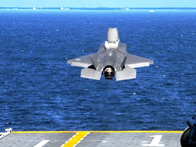 12 самолетов F-35B поставят Сингапуру США 12 самолетов F-35B поставят Сингапуру США