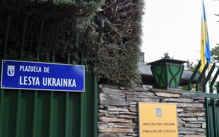 Не змінять рішення допомагати Україні листи з вибухівкою
