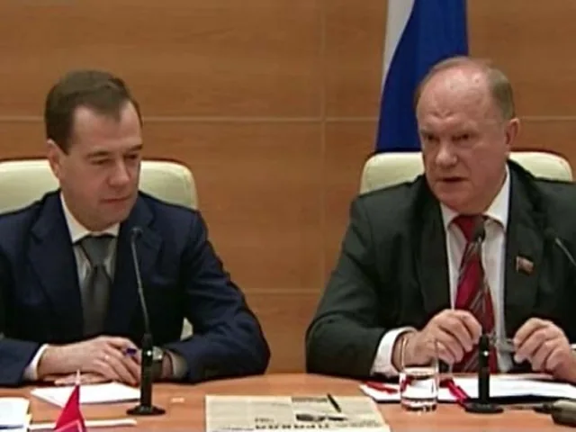 Медведев назначен на пост премьера