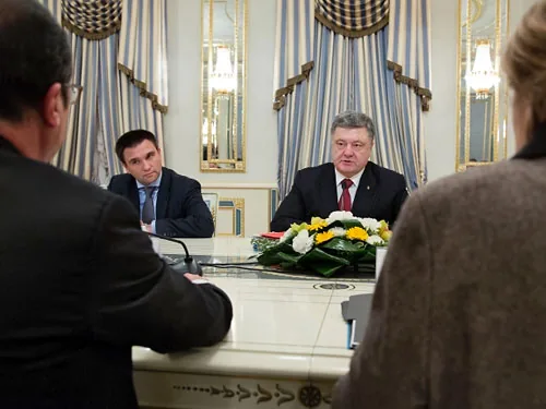 СМИ: Меркель поставила Путину ультиматум: мирный план или санкции