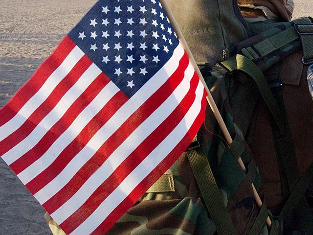 Появилось видео наземной операции США против “Исламского государства” Появилось видео наземной операции США против "Исламского государства"