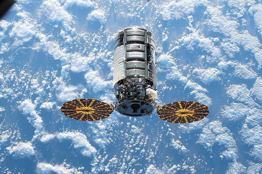 Выведен на орбиту и направляется к МКС грузовой корабль Cygnus