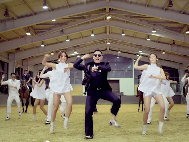 Шагает по планете южнокорейский “Gangnam Style”: флешмоб устроили даже зэки в филиппинской тюрьме. ВИДЕО Шагает по планете южнокорейский "Gangnam Style": флешмоб устроили даже зэки в филиппинской тюрьме. ВИДЕО