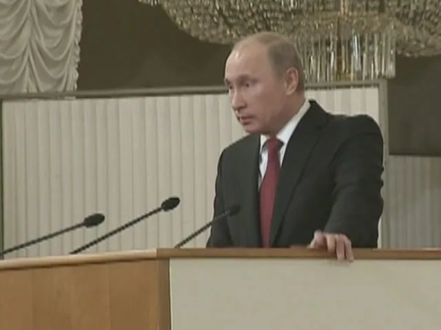 Путин публично поспорил с главой Конституционного суда, велев тому читать Конституцию