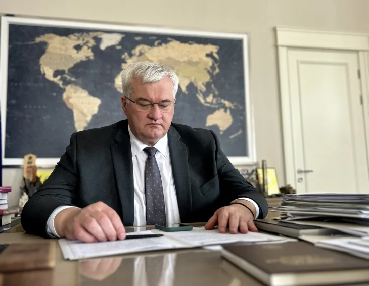 Андрій Сибіга міністр закордонних справ 266 голосів