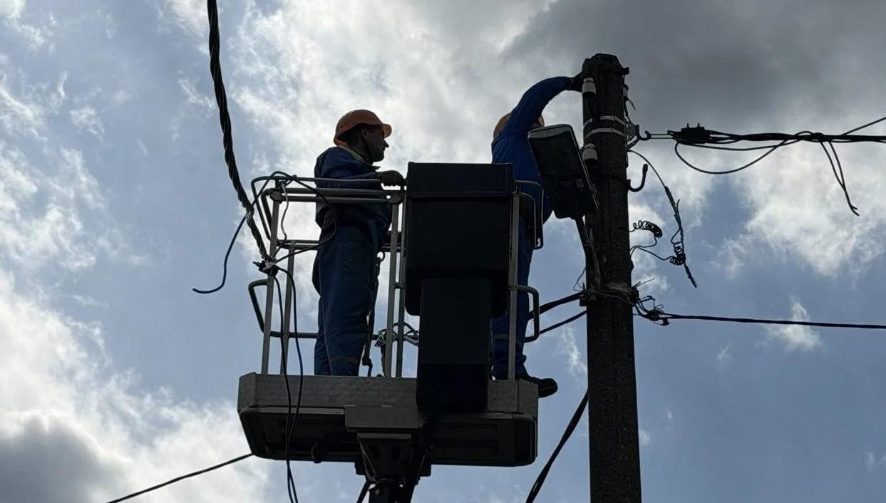 Енергетики ремонтують українську енергетичну інфраструктуру перед зимою