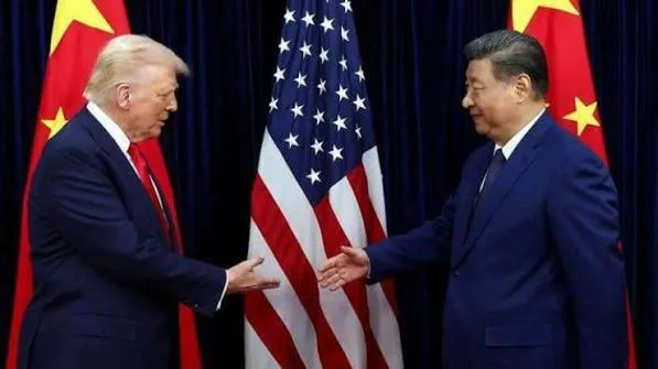 Сі Цзіньпін і Дональд Трамп під час переговорів між Китаєм та США