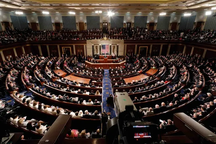 США, Мічиган, UAW, автопромисловість, проміжні вибори