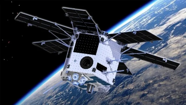 Cluster керований вхід атмосфера, Cluster, ESA, космічне сміття, вхід в атмосферу